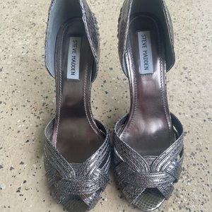 Steve Madden silver heels-Treason